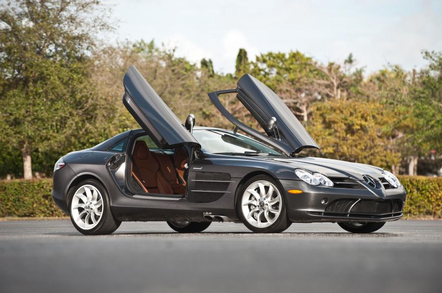  Mercedes-Benz SLR McLaren Black 2006 года  (фото 27 из 27)